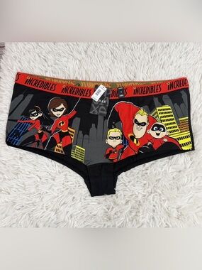 TORRID Curve Black & Red Pixar Incredibles BoyShorts Panty Plus Size 4 NWT